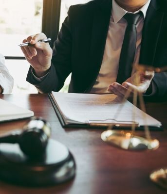 بهترین وکیل در خیابان یخچال تهران