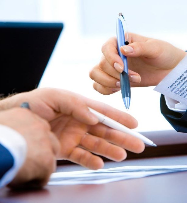 بهترین وکیل در مینی سیتی